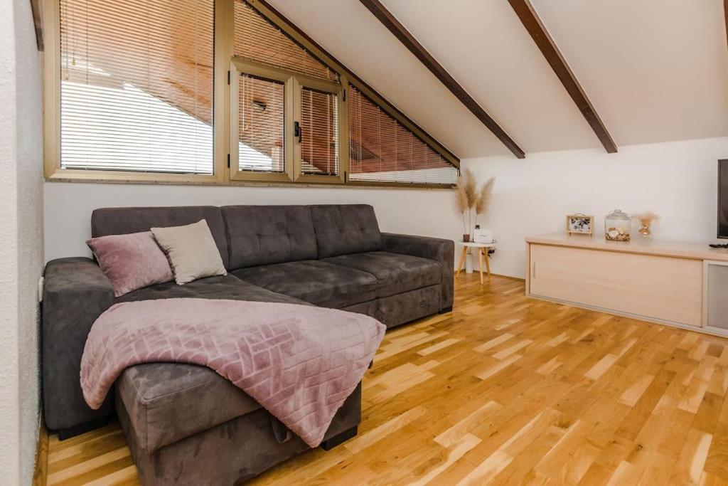 Apartment Roko - Up To 4 People With Free Parking Zadar Zewnętrze zdjęcie